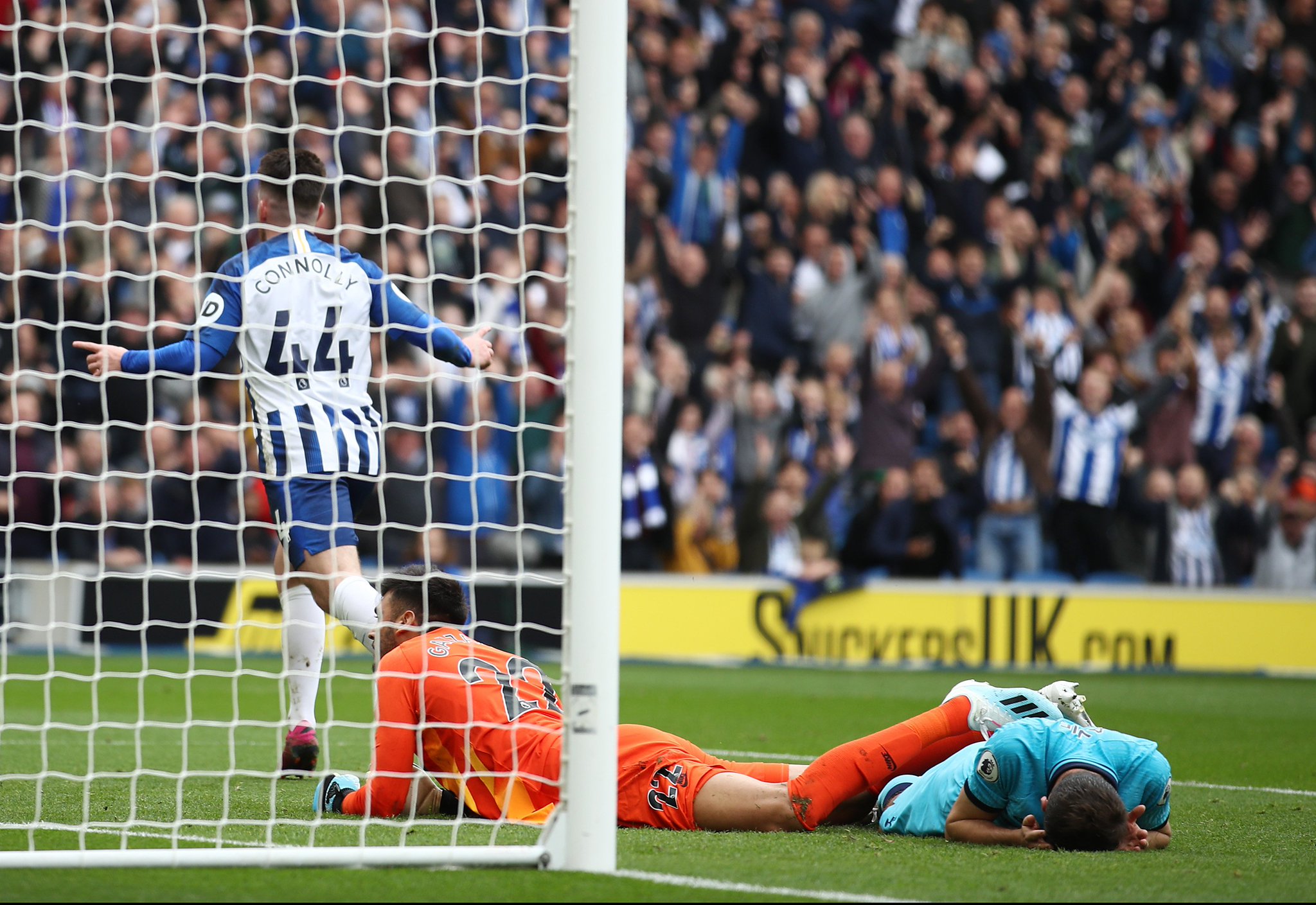 与球员们建 与球员们建