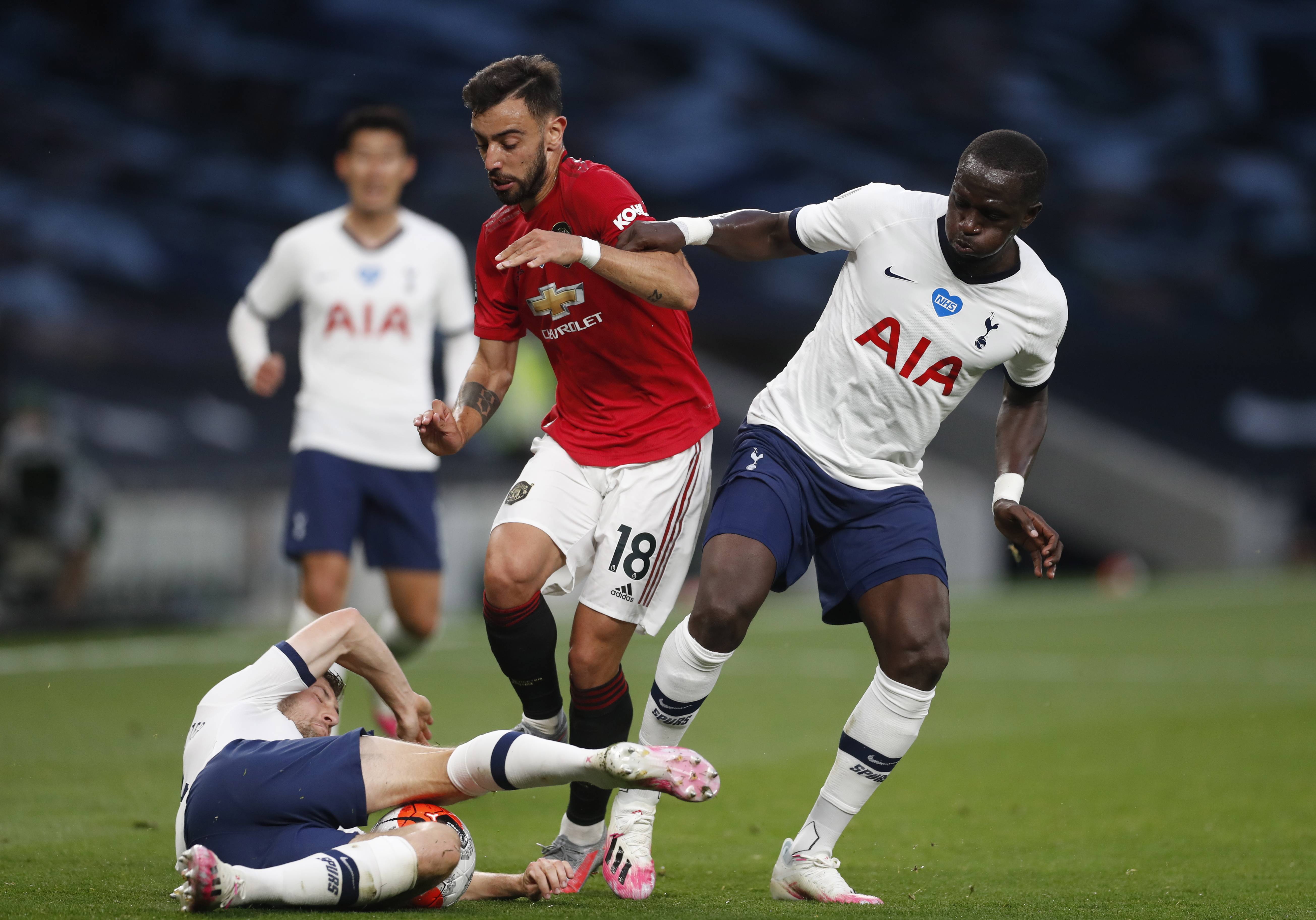 这场比赛里 这场比赛里